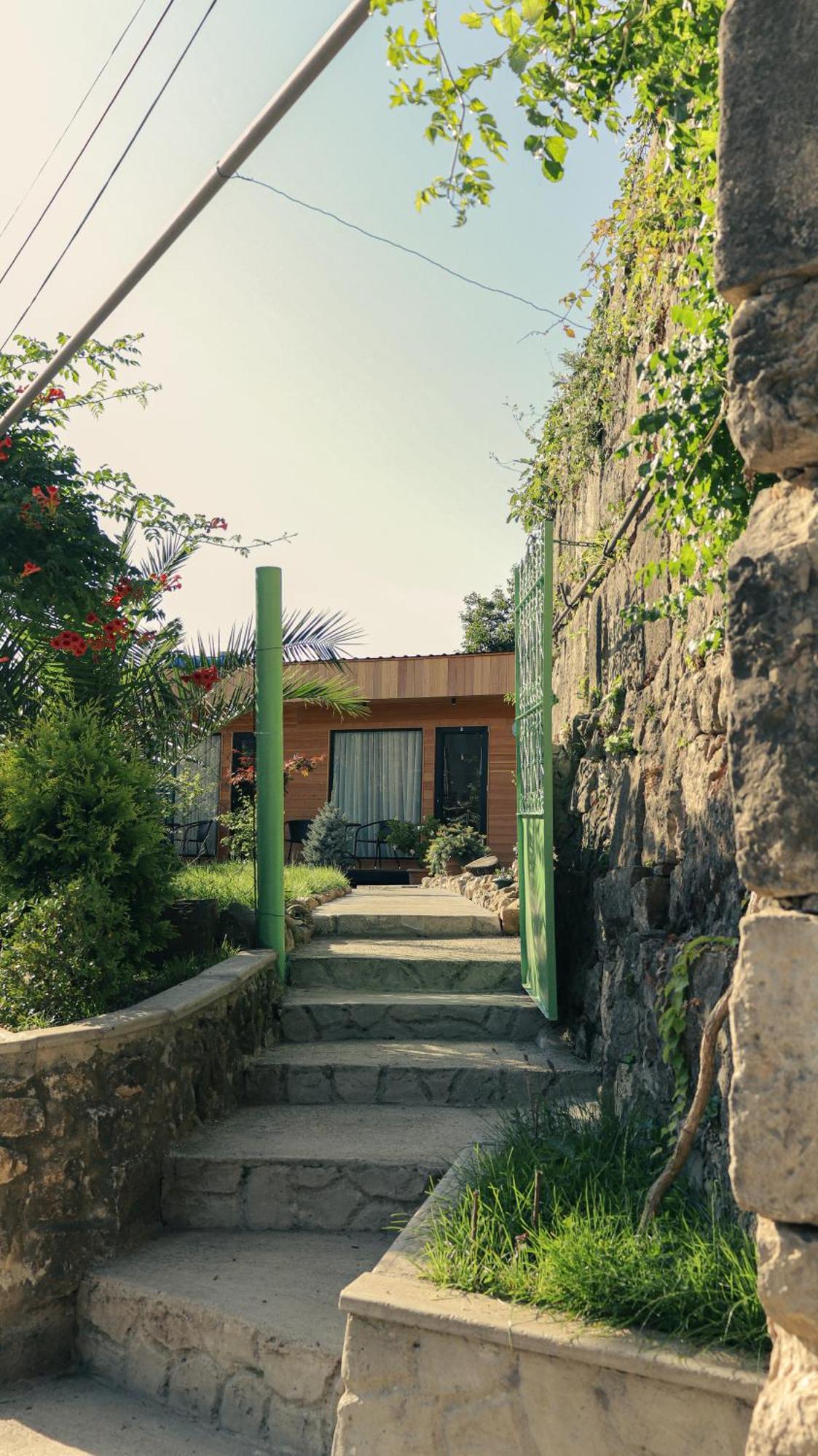 Garden Rooms In كوتايسي المظهر الخارجي الصورة